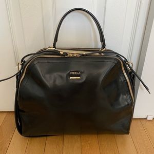 Furla Black Patent Leather Shoulder Bag